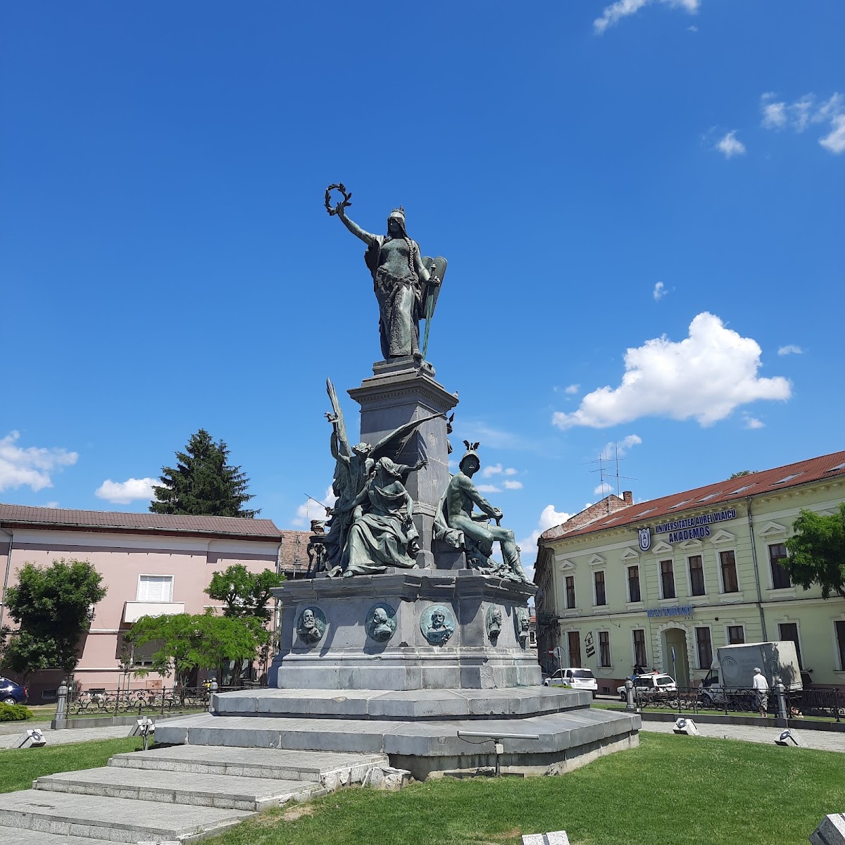 Gradina Reconcilierii Arad