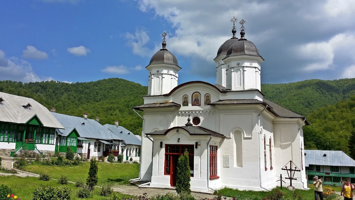 Manastirea Suzana
