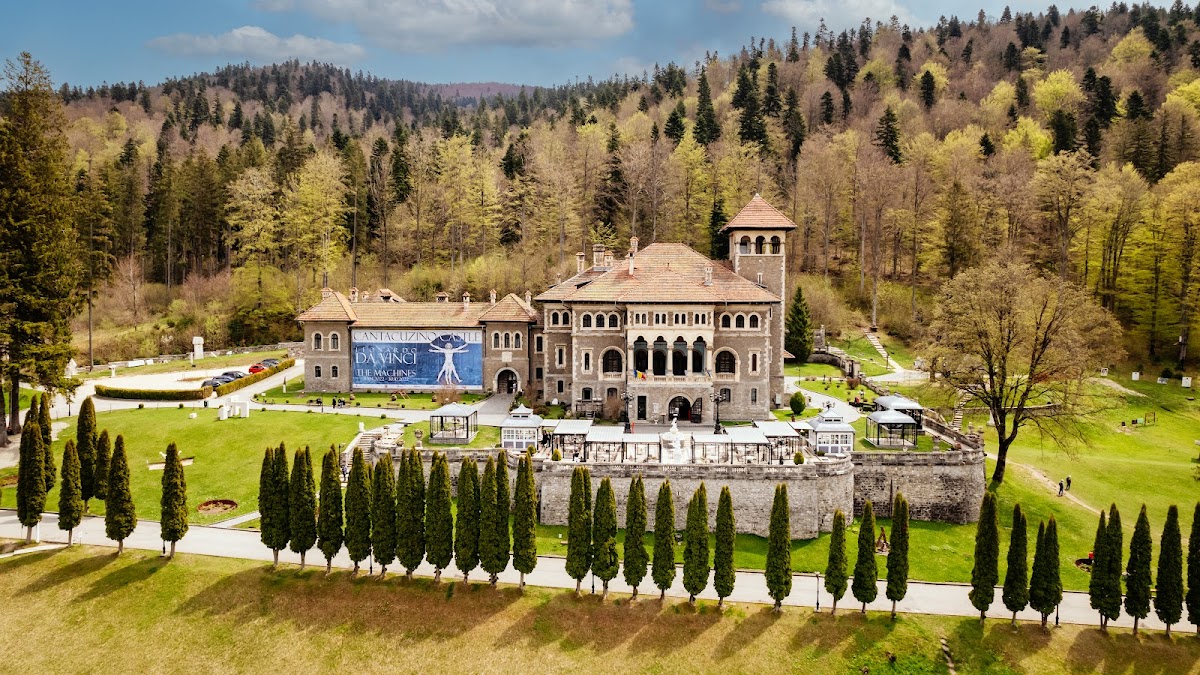Castelul Cantacuzino Busteni