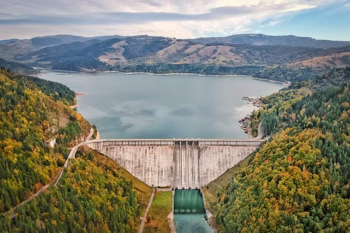 Lacul Bicaz (Izvorul Muntelui)
