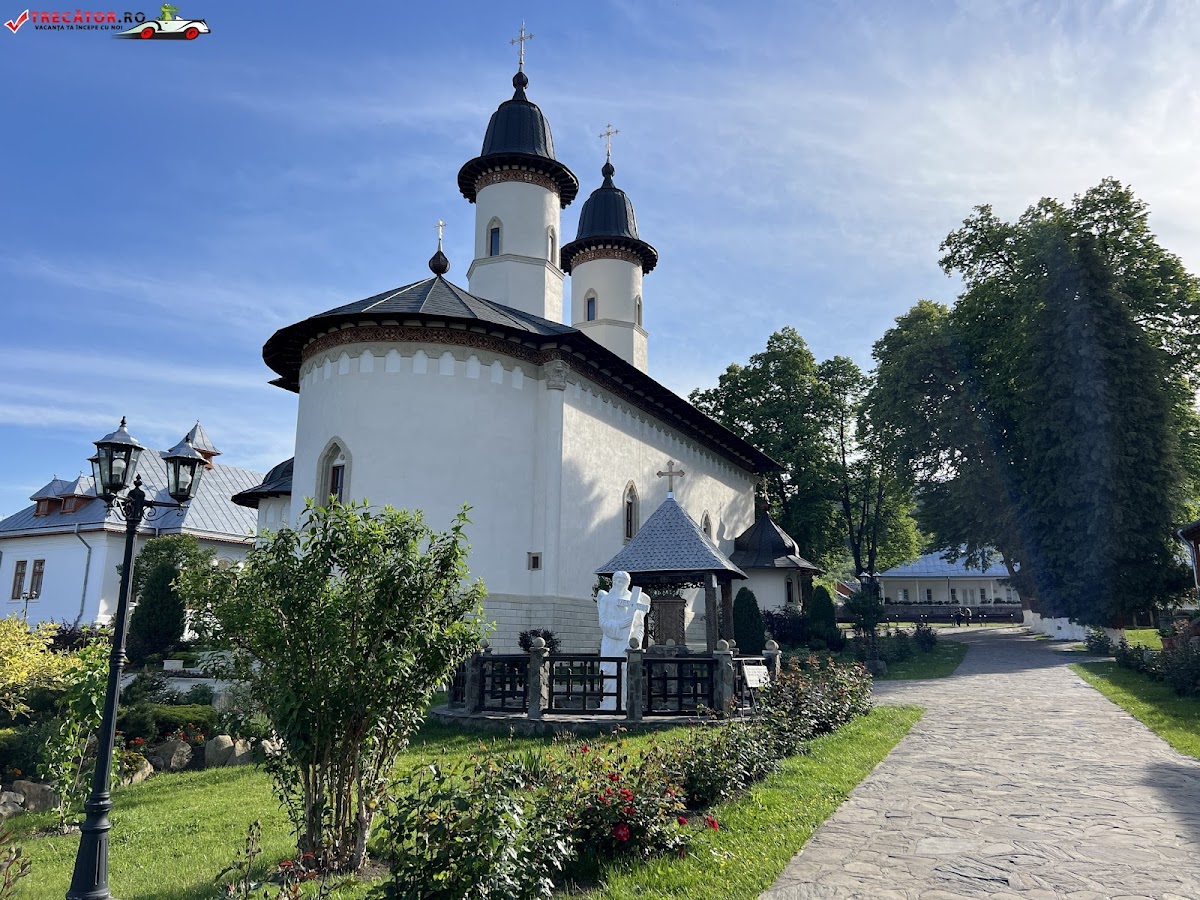 Văratec Monastery