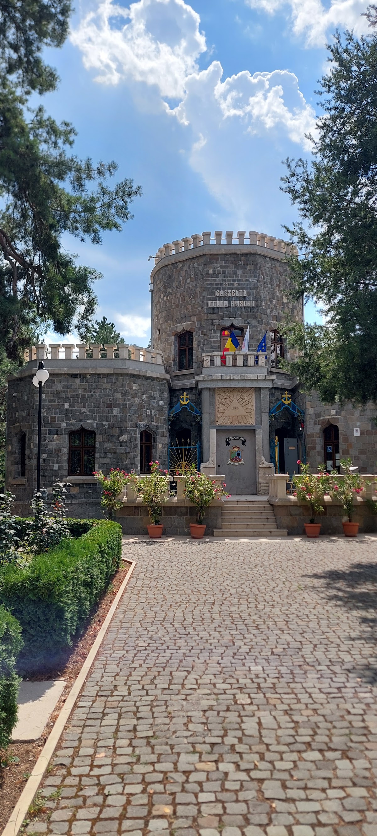 Iulia Hasdeu Castle