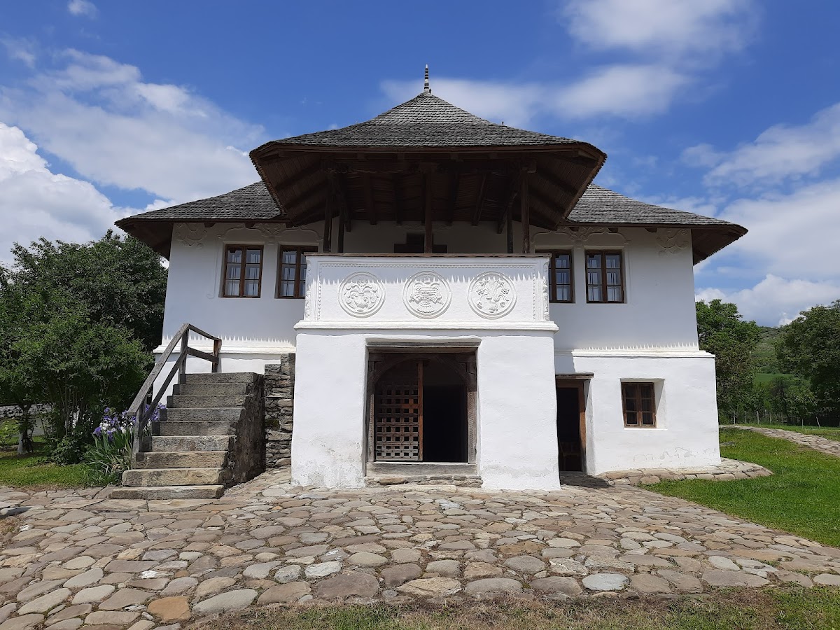 Casa cu Blazoane din Chiojdu