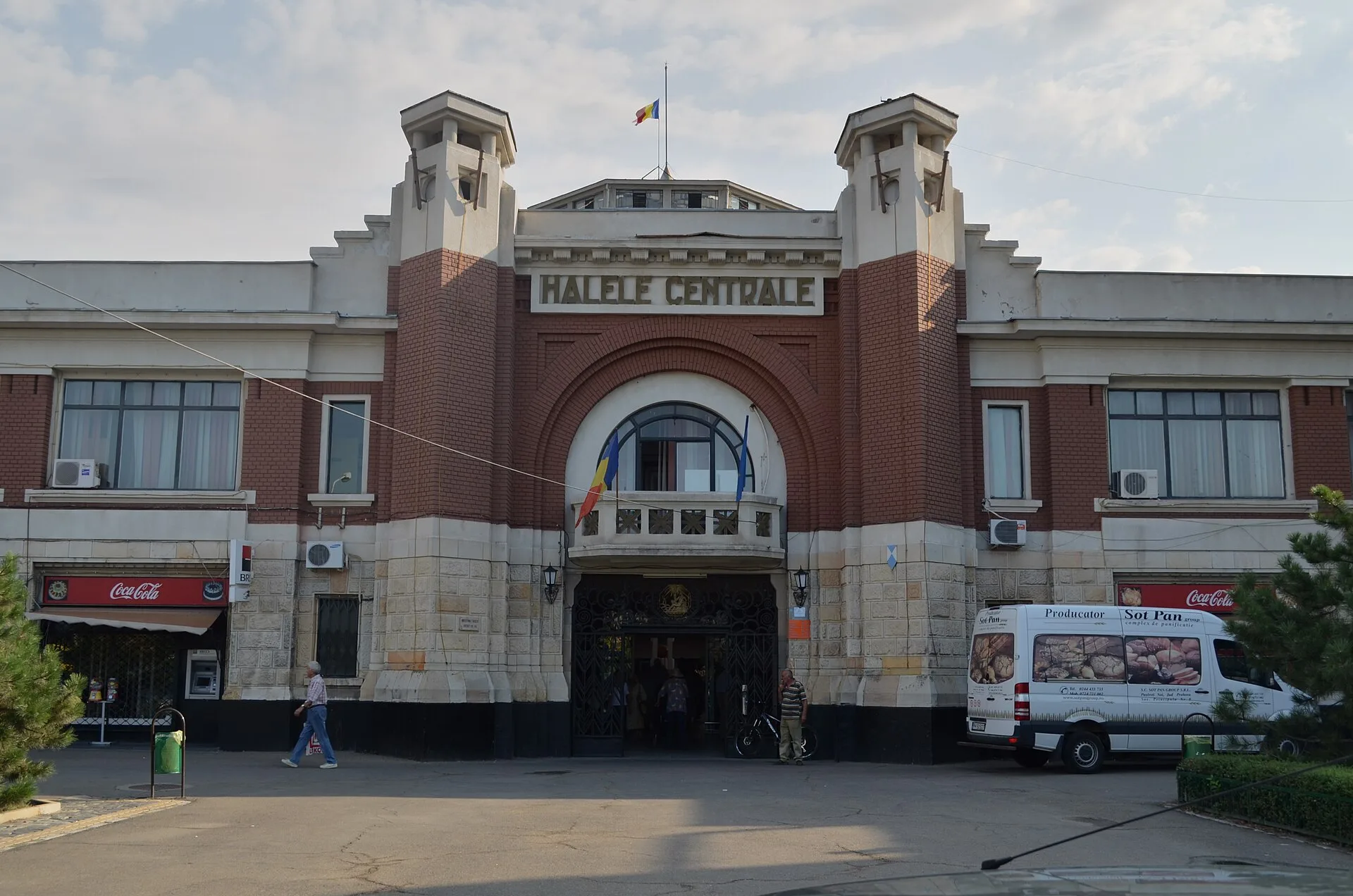 Central Market Halls, Ploiești