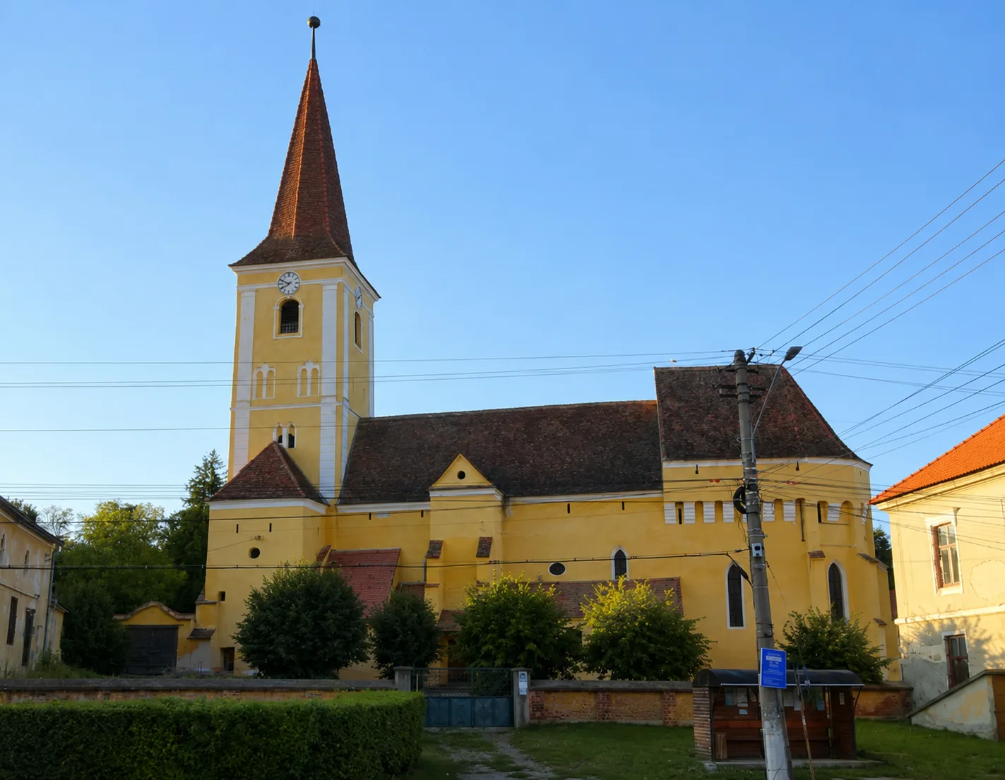 Biserica Fortificată din Șura Mare