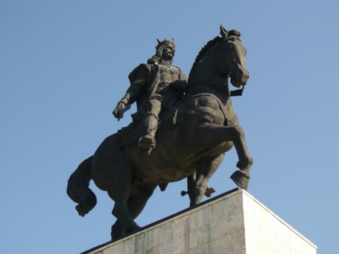 Statuia ecvestră a lui Ştefan cel Mare de la Podul Înalt