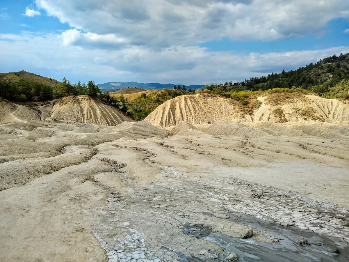Vulcanii Noroiosi Paclele Mari