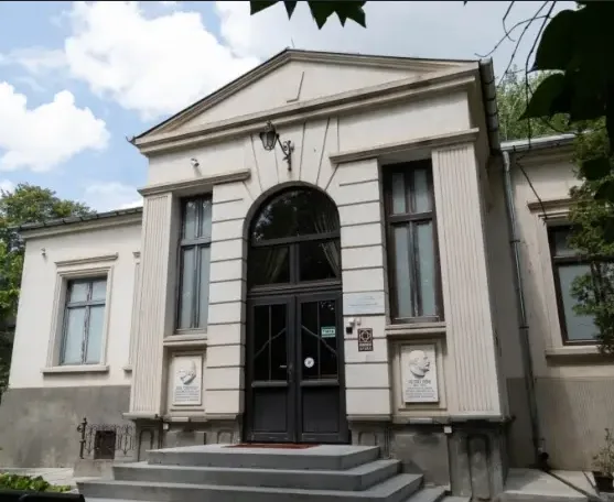 Poni-Cernătescu Memorial Museum, Iași