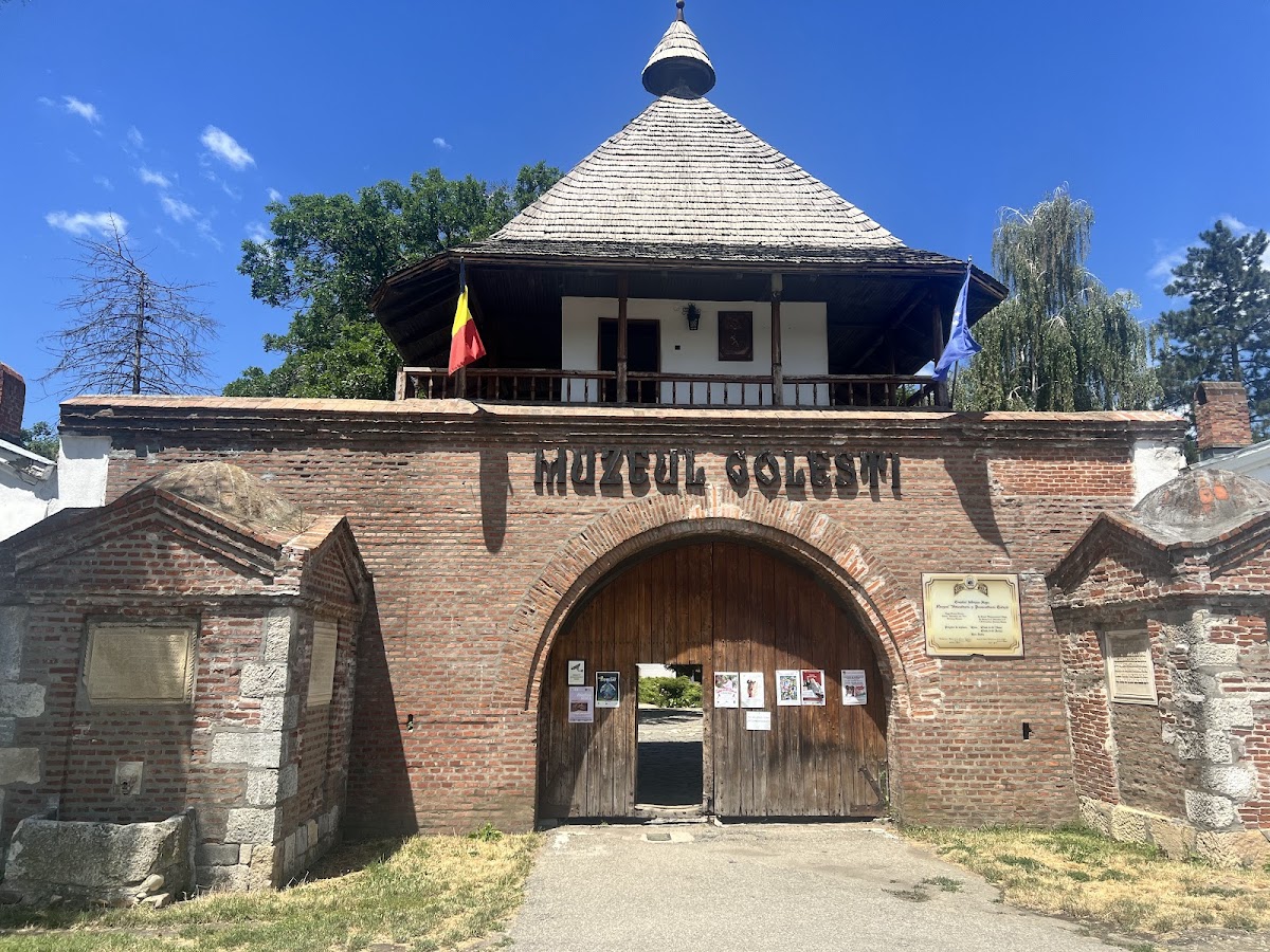 Muzeul Viticulturii si Pomiculturii Golesti