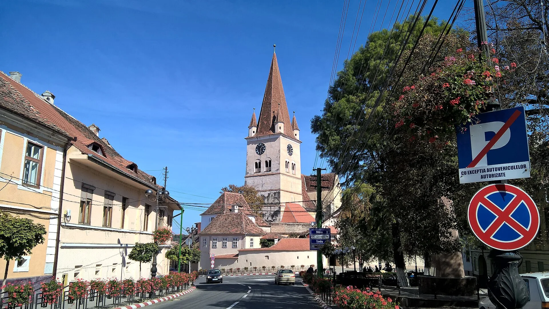 Cisnădie Fortified Church