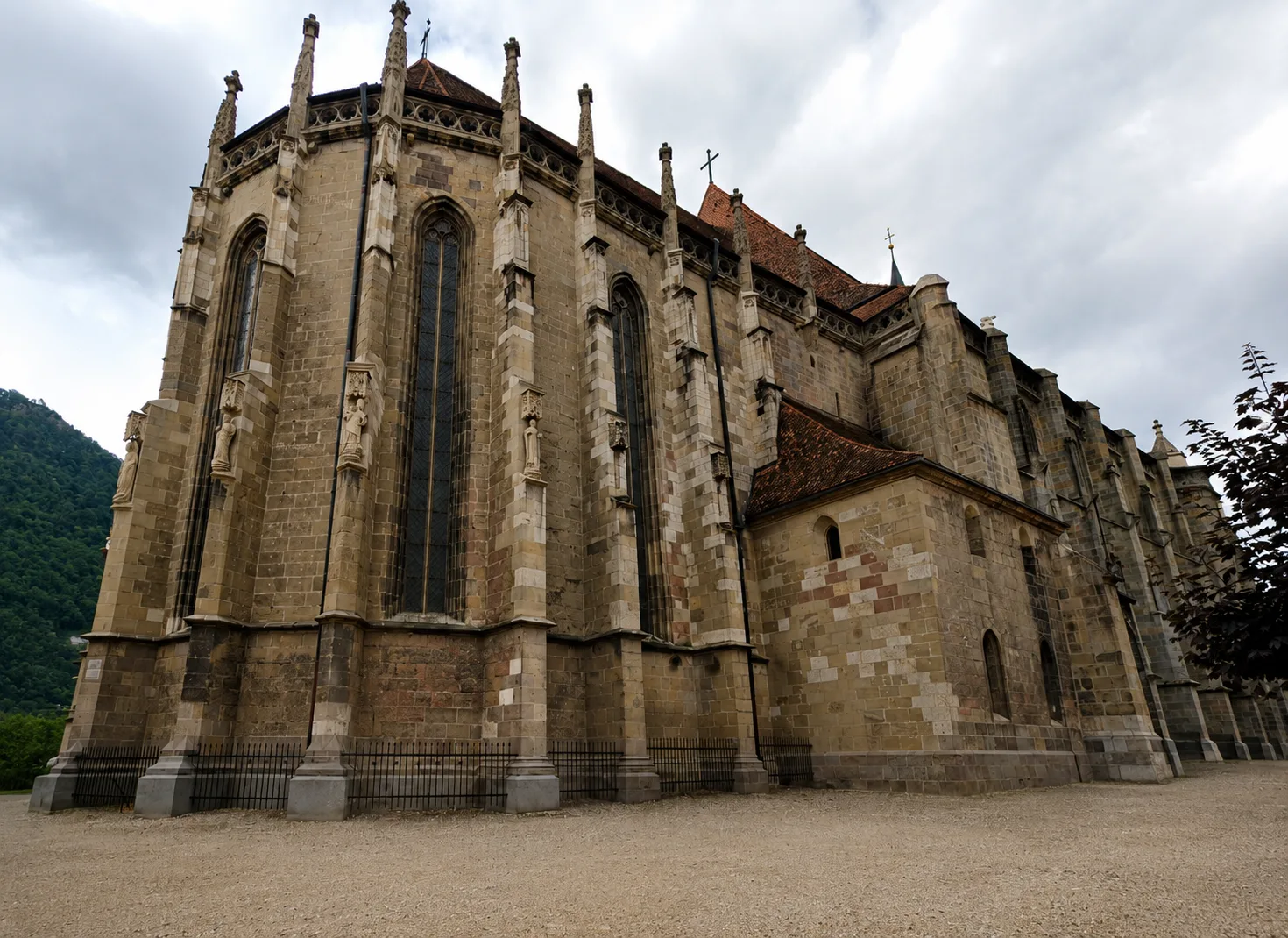 Biserica Neagră — 2