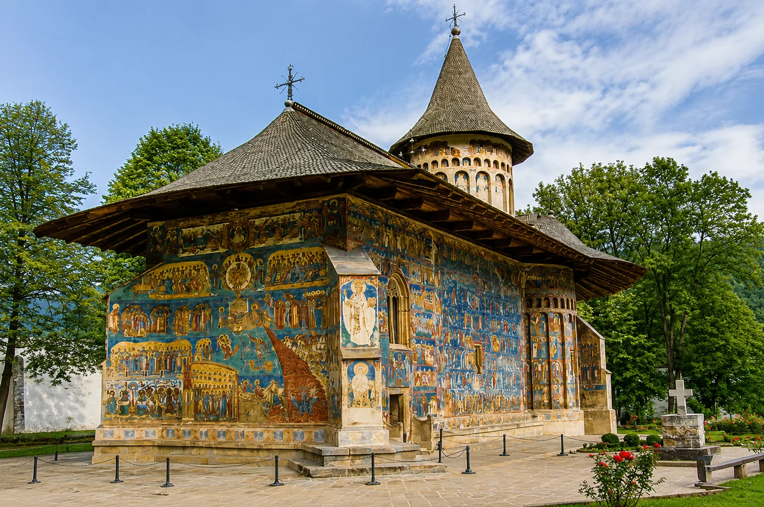Bisericile pictate din Bucovina